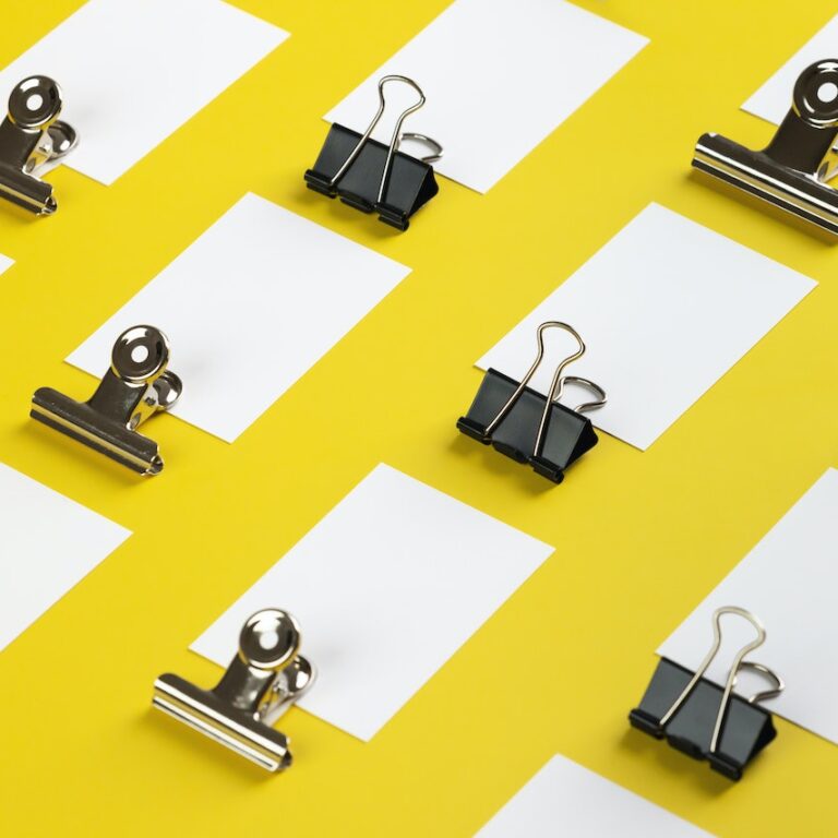 post-its simbolizando organização